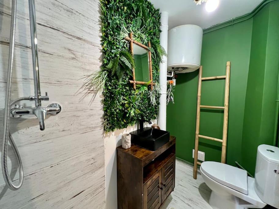 Nuit Dans La Jungle - Love Room Souppes-sur-Loing Exterior photo